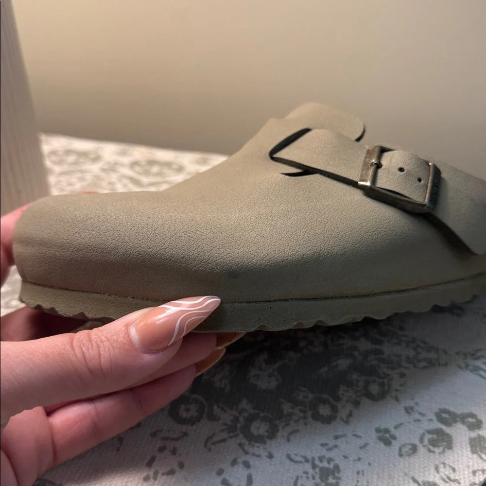 Birkenstock Boston Vegan Clogs - Picture 8 of 9